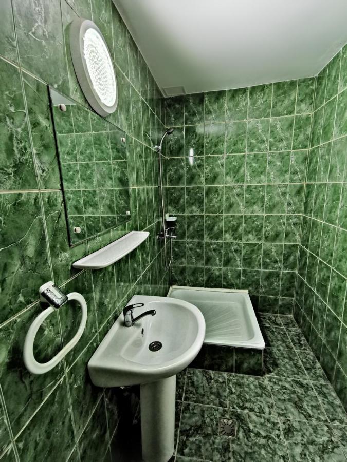 International Recola Motell Băneşti Exteriör bild